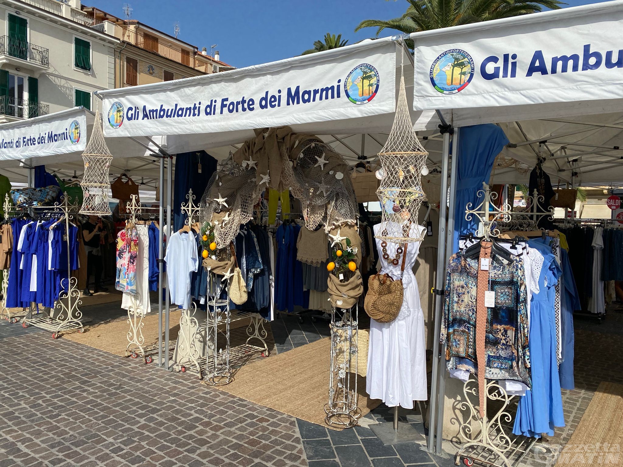 Gli Ambulanti di Forte dei Marmi® a MORGEX e CHATILLON nel week-end del 6 e 7 agosto Gli Ambulanti di Forte dei Marmi® a MORGEX e CHATILLON nel week-end del 6 e 7 agosto