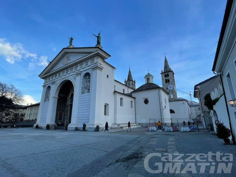 Aosta: via Monseigneur de Sales, ritrovamento di prestigio, ritarda ancora il cantiere di piazza Giovanni XXIII