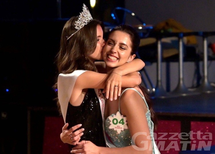 Miss Paradisia 2022, Erica Vacchiero incoronata a Carpignano Sesia
