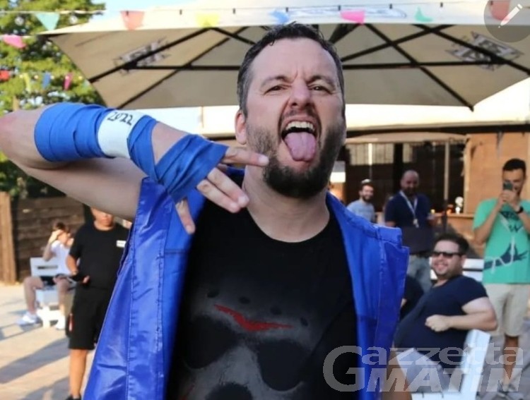La storia di Fulvio: pet sitter, wrestler e allenatore alla gentilezza La storia di Fulvio: pet sitter, wrestler e allenatore alla gentilezza