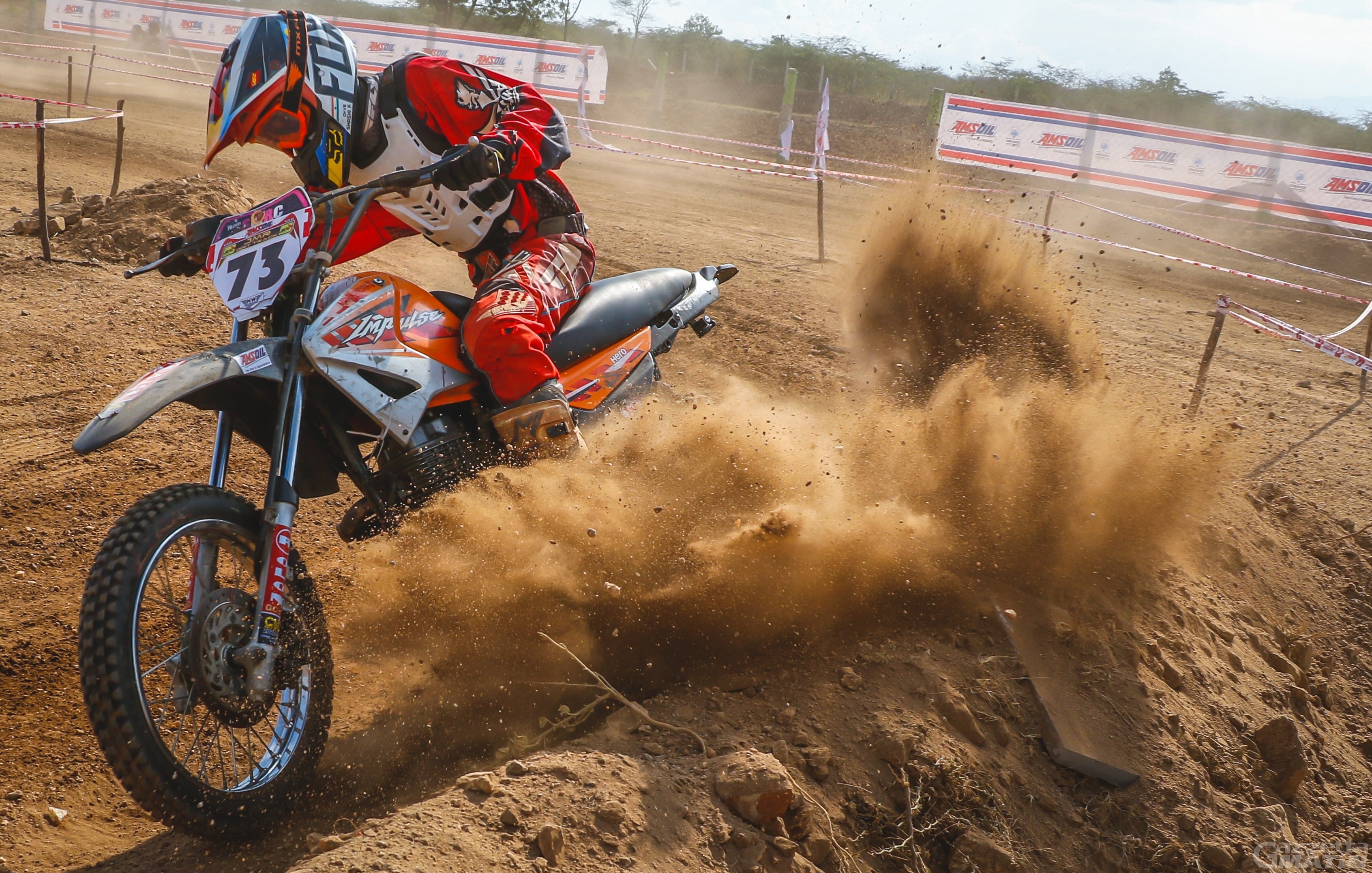 Châtillon: dopo il tiro a volo, la pista di motocross Châtillon: dopo il tiro a volo, la pista di motocross
