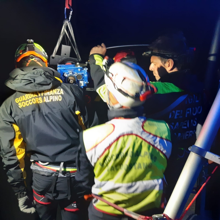 Soccorso nella notte al Pavillon e subito dopo arrestato, giovane in fuga verso la Francia Soccorso nella notte al Pavillon e subito dopo arrestato, giovane in fuga verso la Francia