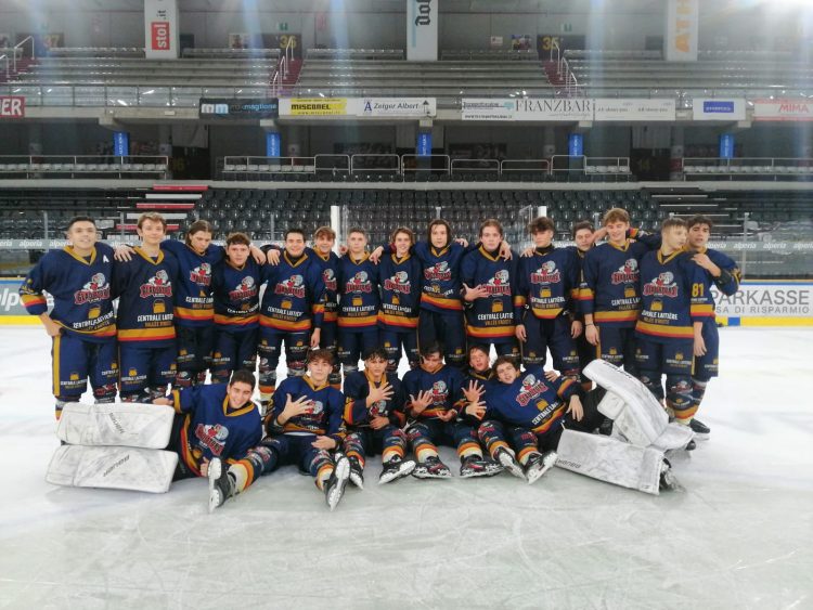 Hockey: cinquina degli Aosta Gladiators Under 17