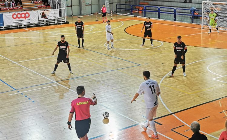 Futsal: Paschoal illude l’Aosta Calcio 511, ma a fare festa è l’Orange