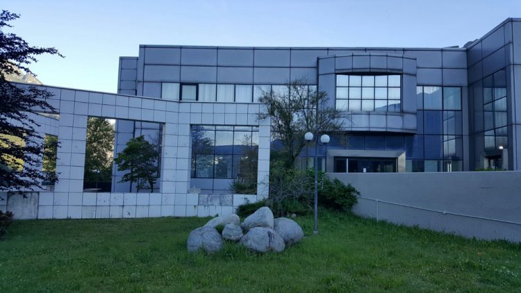 Pont-Saint-Martin: chiude TeleContact Center, 87 dipendenti e sindacati si oppongono
