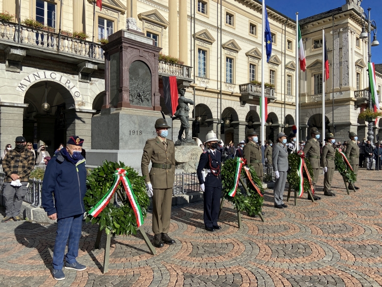 4 novembre, in piazza si celebrano Unità d’Italia e Forze Armate