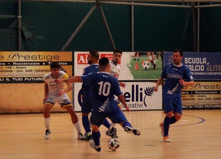 Futsal: i miracoli di Sterrantino e il gol di Paschoal regalano un punto pesante all’Aosta Calcio 511