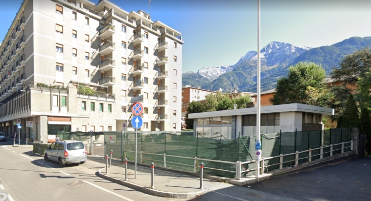 Aosta: potrebbe tornare una farmacia in via Saint-Martin-de-Corléans Aosta: potrebbe tornare una farmacia in via Saint-Martin-de-Corléans