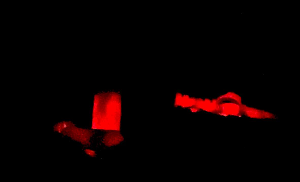 Violenza contro le donne: Châtel Argent di Villeneuve si colora di rosso Violenza contro le donne: Châtel Argent di Villeneuve si colora di rosso
