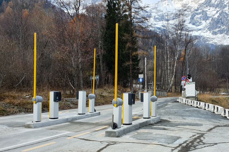 Courmayeur, nuova rivoluzione dei parcheggi in Val Vény e Val Ferret