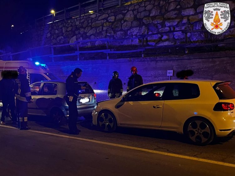 Incidente stradale ad Aosta: un ferito