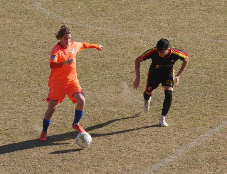 Calcio: domenica amara per le valdostane