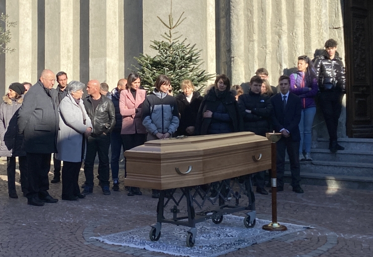 Saint-Vincent: i funerali di Victor Vicquéry: «ci hai insegnato a non mollare e a lavorare col sorriso»