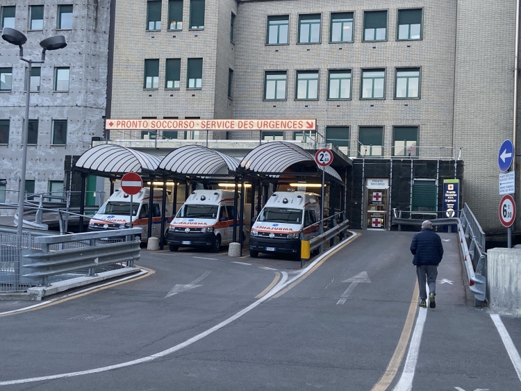 Ospedale Parini: commissionato uno studio sul funzionamento della viabilità Ospedale Parini: commissionato uno studio sul funzionamento della viabilità