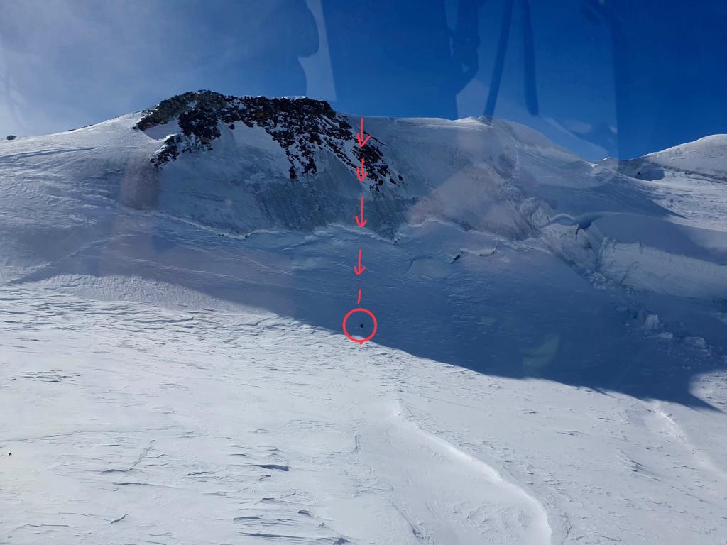 Scialpinista scivola per 200 metri al Col Felik: recuperato dal Soccorso Alpino Valdostano Scialpinista scivola per 200 metri al Col Felik: recuperato dal Soccorso Alpino Valdostano