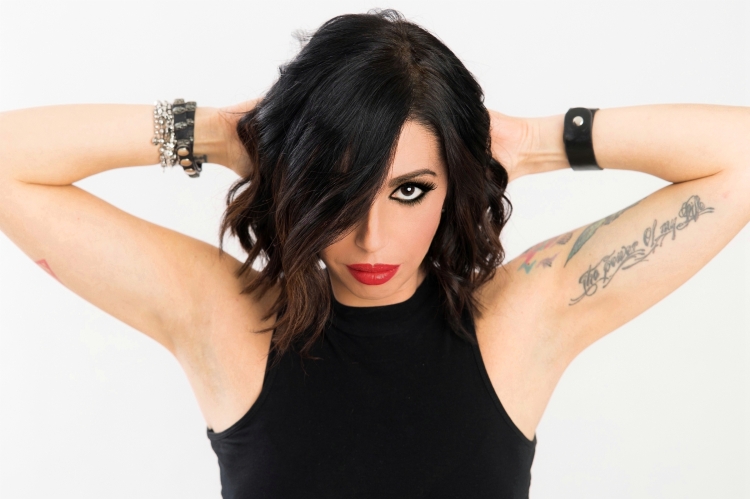 Claudia Giannettino, tra le miglior woman dj, alla consolle del Super G