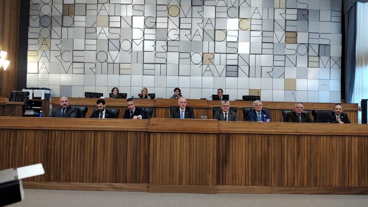 Testolin, buona la seconda: eletto con i 19 voti della maggioranza