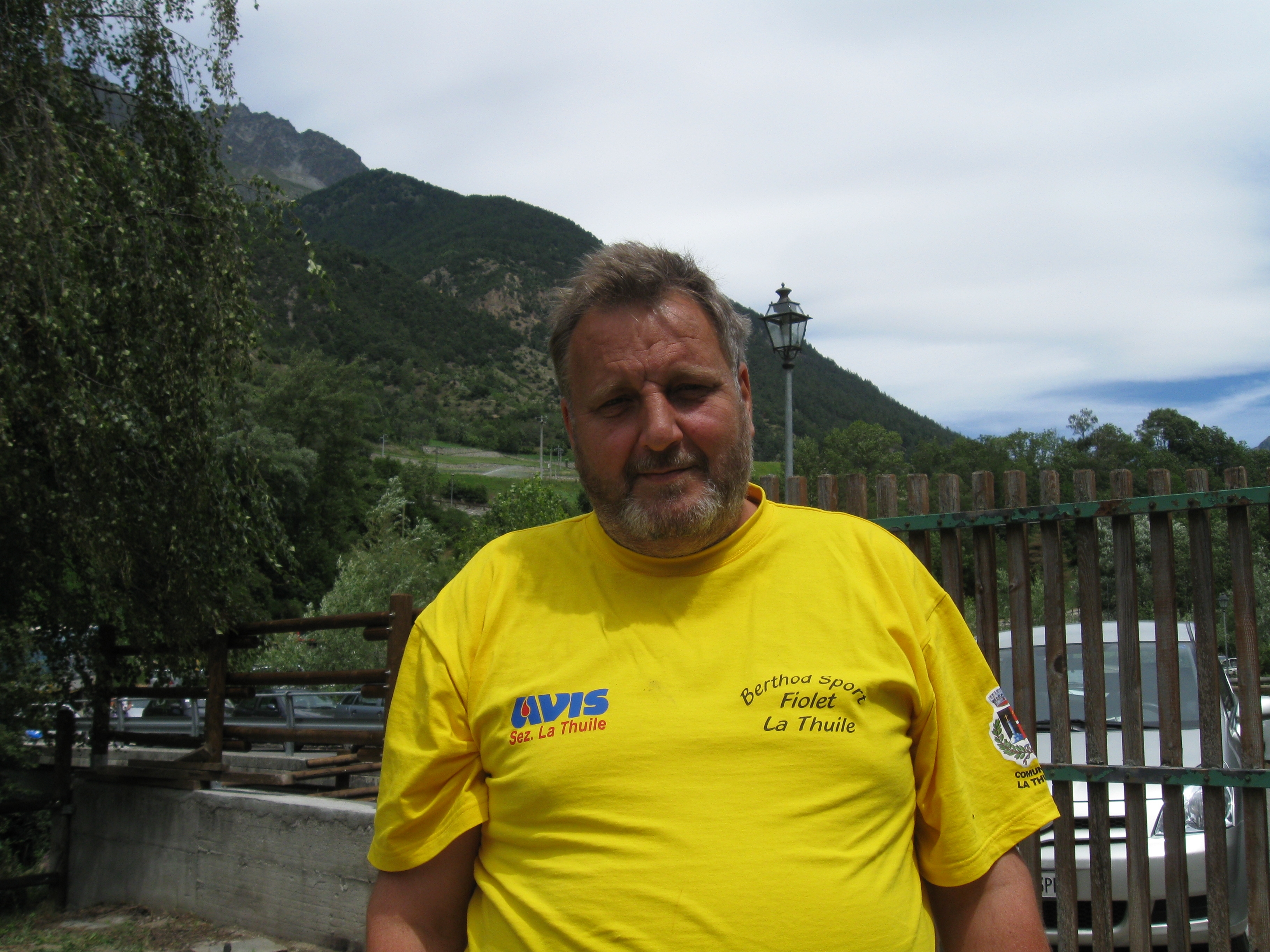 È morto Gianni Collomb, il Gigante buono campione di fiolet di La Thuile È morto Gianni Collomb, il Gigante buono campione di fiolet di La Thuile