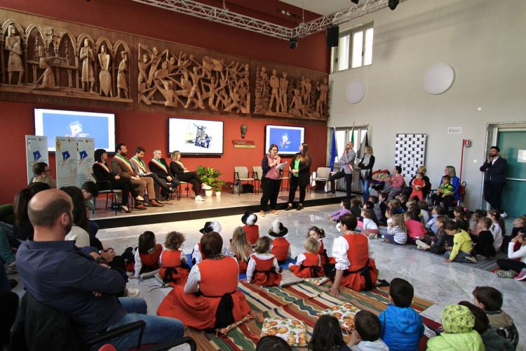 La Commune à l’école: vincono la scuola dell’infanzia del San Giuseppe di Aosta e la primaria di Arvier