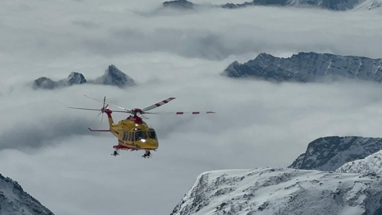 Scialpinista cade in un crepaccio sul Monte Rosa: recuperato in buone condizioni