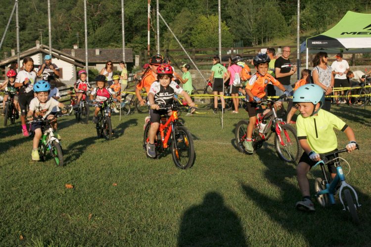 Ciclismo: la stagione valdostana è in rampa di lancio con 29 gare