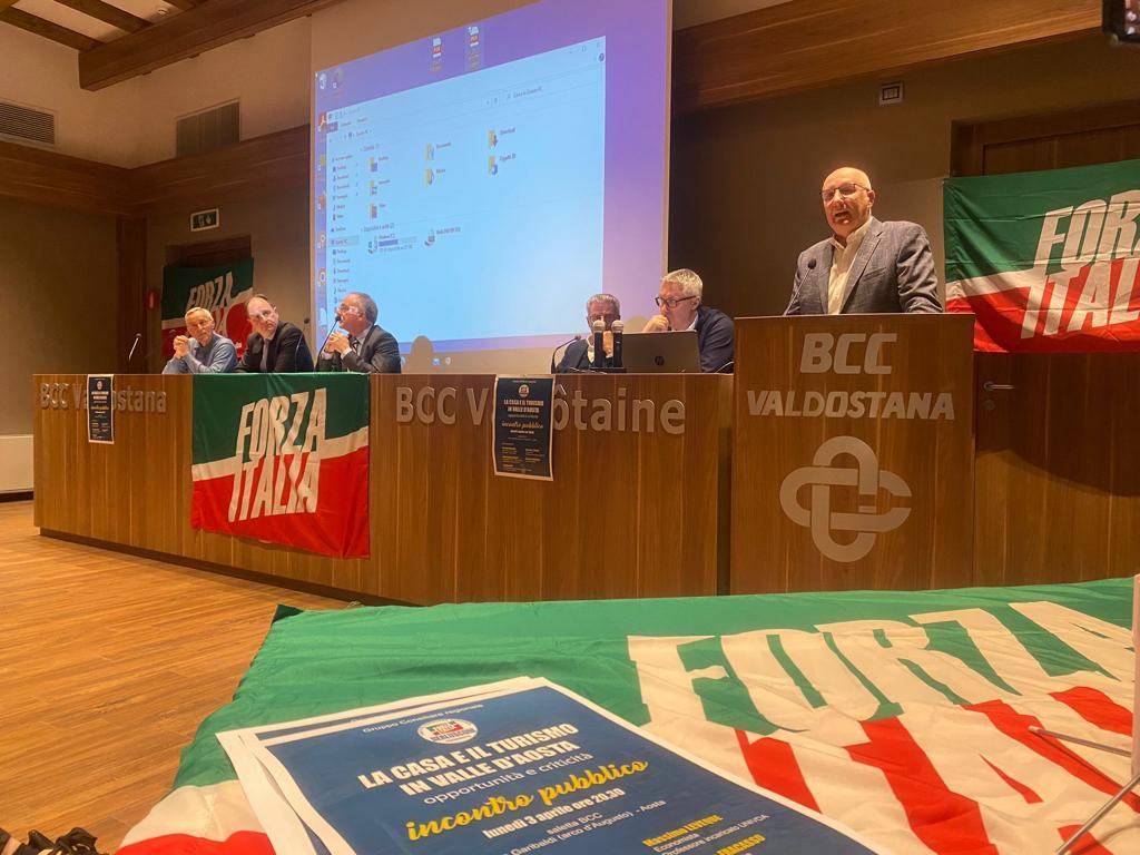 Casa e turismo: in 100 all'incontro-dibattito promosso da Forza Italia