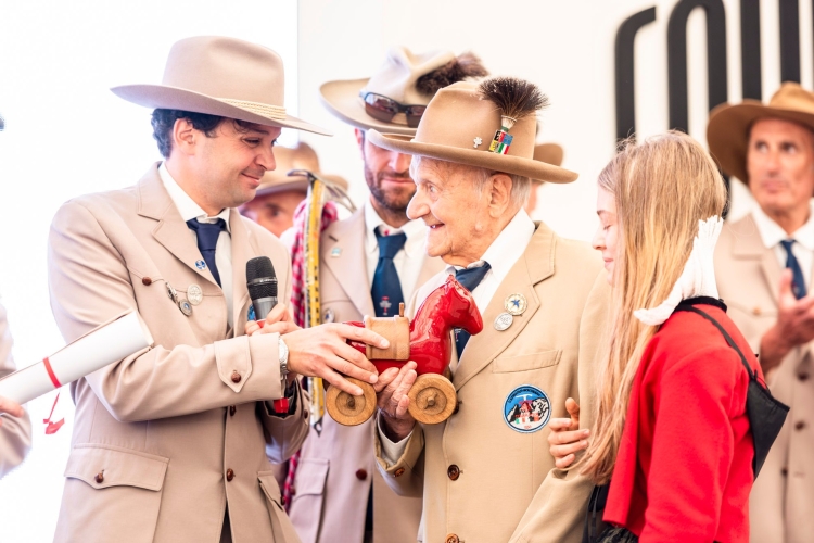 Le guide alpine di Courmayeur piangono il loro decano Renato Petigax