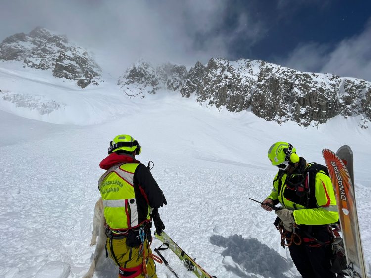 Valanga a Courmayeur, illesi i 3 freerider coinvolti