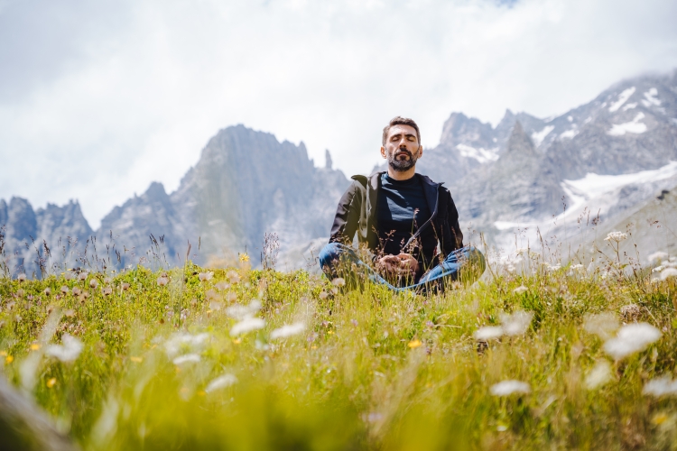 Daniel Lumera porta in Valle d’Aosta i suoi Paesaggi di Gentilezza