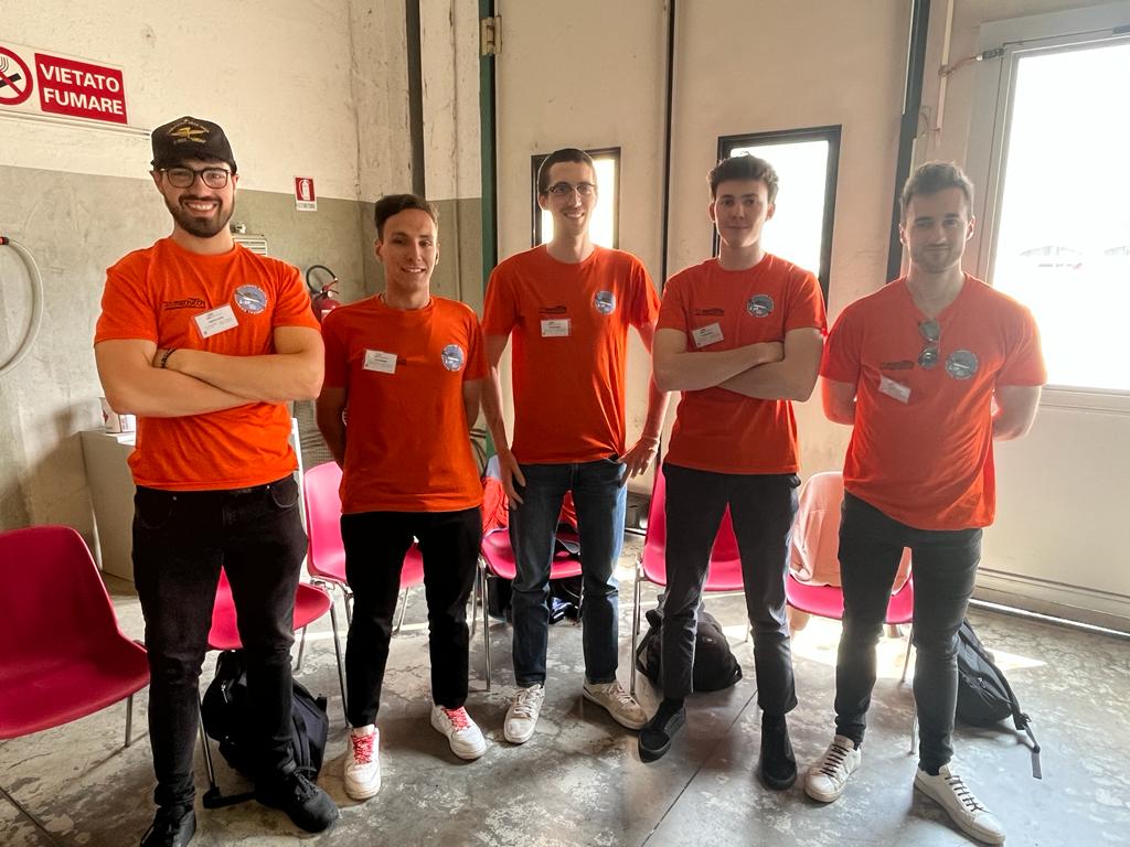8 aspiranti volovelisti a scuola con il progetto X-Pilot