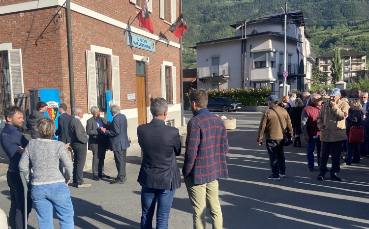 Union Valdôtaine Fratelli D Italia Fa Copia Incolla Delle Nostre