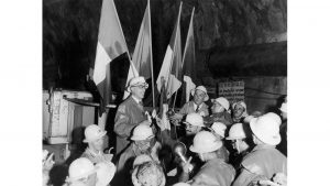 Traforo del Monte Bianco, da 60 anni una via sotto alla vetta più alta d'Europa