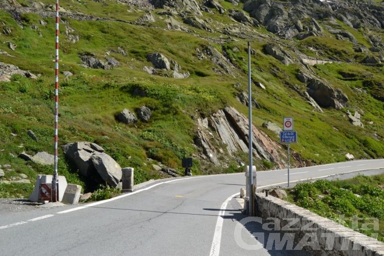 Piccolo San Bernardo, riaperta la statale sul Colle fino al confine