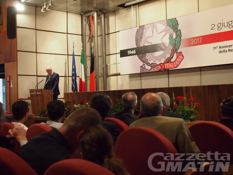 Valle d’Aosta: le onorificenze all’Ordine al Merito della Repubblica Valle d’Aosta: le onorificenze all’Ordine al Merito della Repubblica