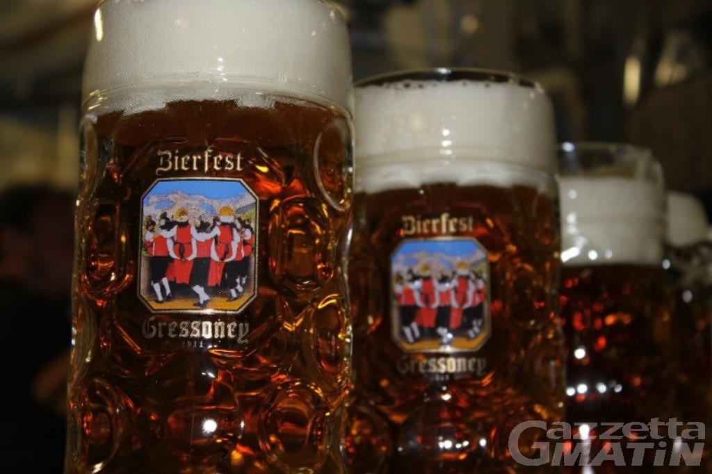 Gressoney, da oggi a domenica 24 giugno la festa della birra Gressoney, da oggi a domenica 24 giugno la festa della birra