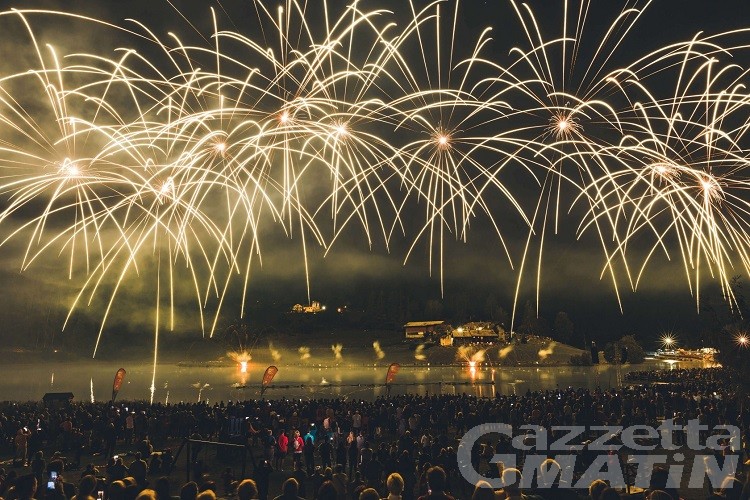 Brusson, musica e fuochi d’artificio con lo spettacolo di CVA “Epica la Valle dei miti” Brusson, musica e fuochi d’artificio con lo spettacolo di CVA “Epica la Valle dei miti”