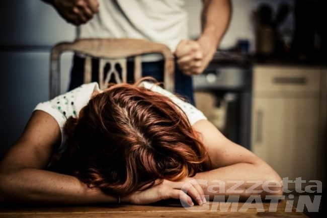 Violenza sulle donne: boom in Valle d’Aosta, sindacati in campo Violenza sulle donne: boom in Valle d’Aosta, sindacati in campo
