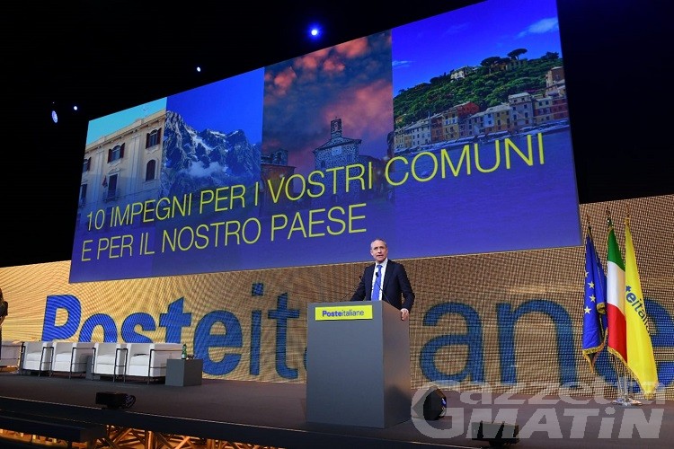 Marcia indietro di Poste Italiane: NON chiuderanno gli uffici postali dei piccoli comuni Marcia indietro di Poste Italiane: NON chiuderanno gli uffici postali dei piccoli comuni