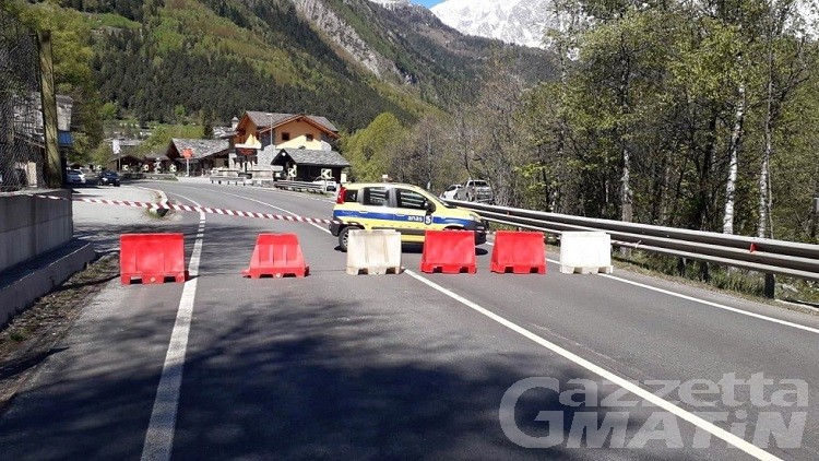 Pré-Saint-Didier, strada statale chiusa per lavori di messa in sicurezza Pré-Saint-Didier, strada statale chiusa per lavori di messa in sicurezza