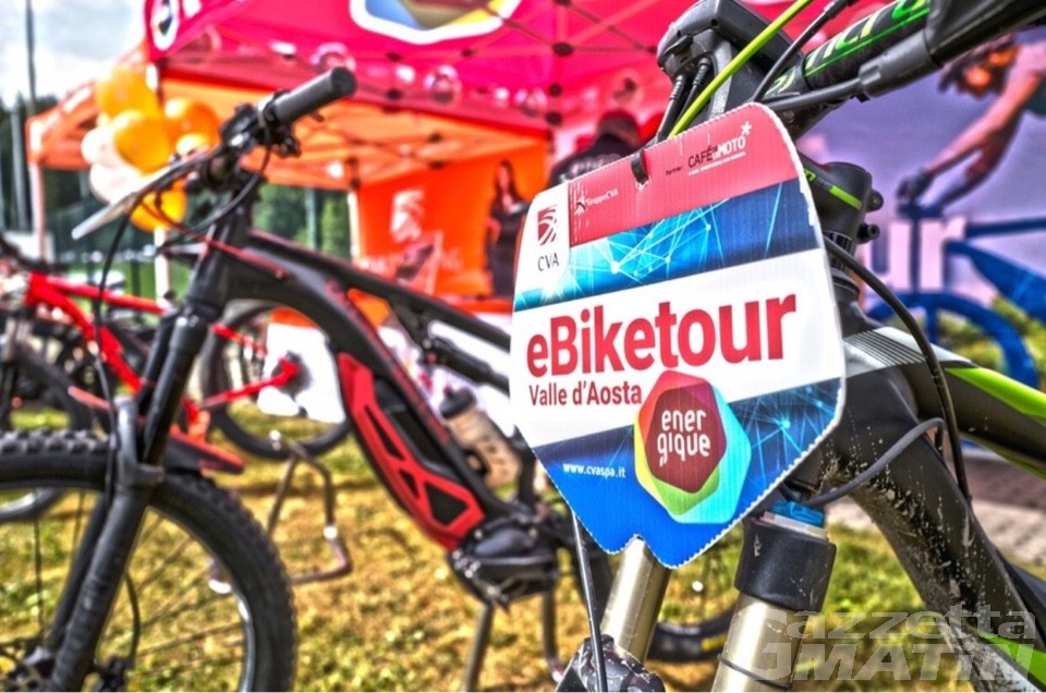Mobilità sostenibile, nel weekend il CVA eBiketour a La Thuile e Sarre Mobilità sostenibile, nel weekend il CVA eBiketour a La Thuile e Sarre