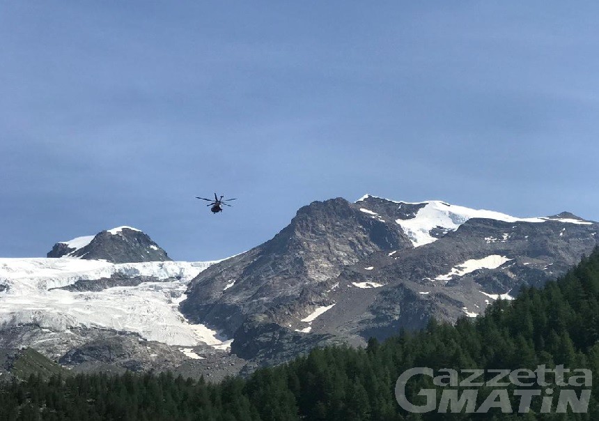 Monte Rosa, precipita da 4 mila metri: morto il professore torinese Flavio Febbraro Monte Rosa, precipita da 4 mila metri: morto il professore torinese Flavio Febbraro
