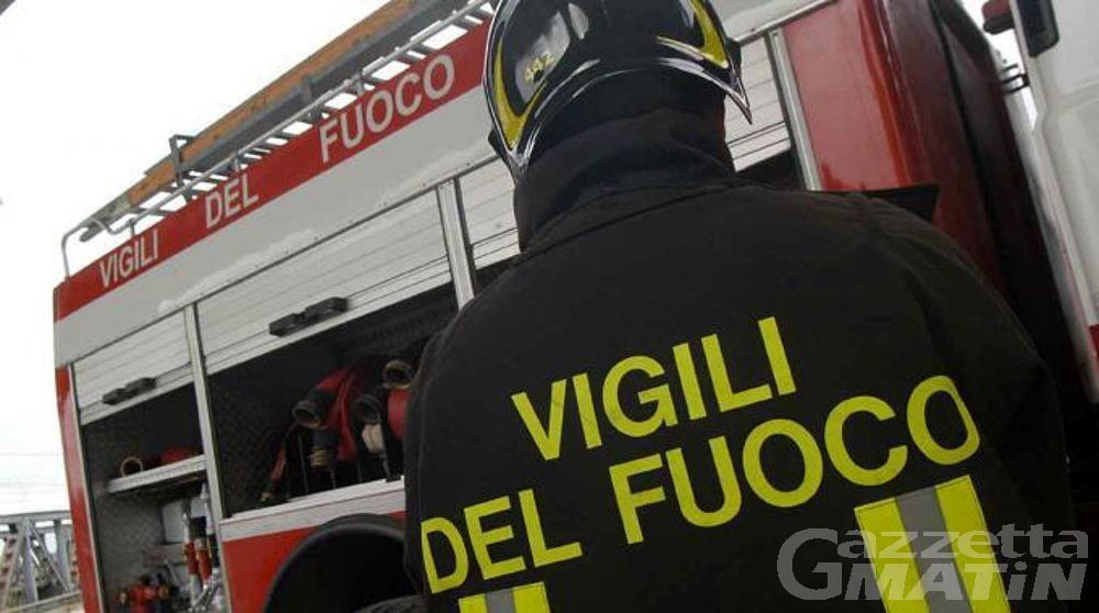 Morgex, famiglia di escursionisti perde l’orientamento: tratti in salvo nella notte Morgex, famiglia di escursionisti perde l’orientamento: tratti in salvo nella notte