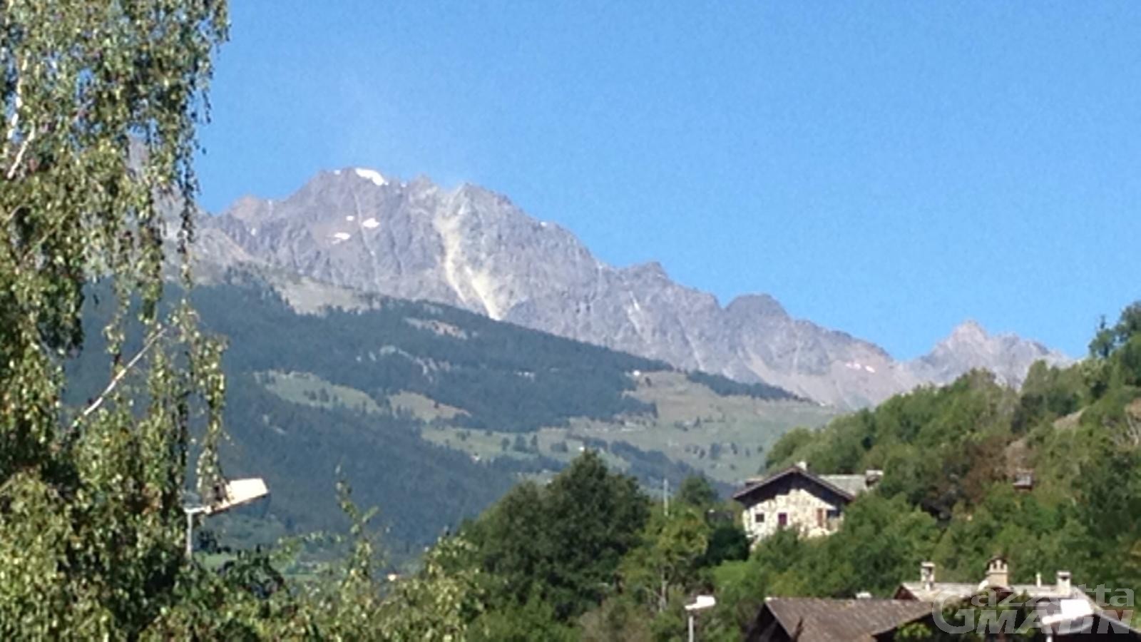 Montagna: crollo di materiale roccioso sul Mont Velan Montagna: crollo di materiale roccioso sul Mont Velan