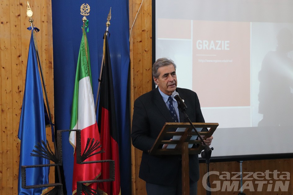 Vvf valdostani, Fosson «Prosegue l’iter per l’equiparazione con il Corpo nazionale» Vvf valdostani, Fosson «Prosegue l’iter per l’equiparazione con il Corpo nazionale»