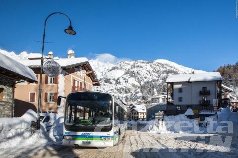 Bus della neve: 27 corse al giorno gratis da Courmayeur a La Thuile Bus della neve: 27 corse al giorno gratis da Courmayeur a La Thuile