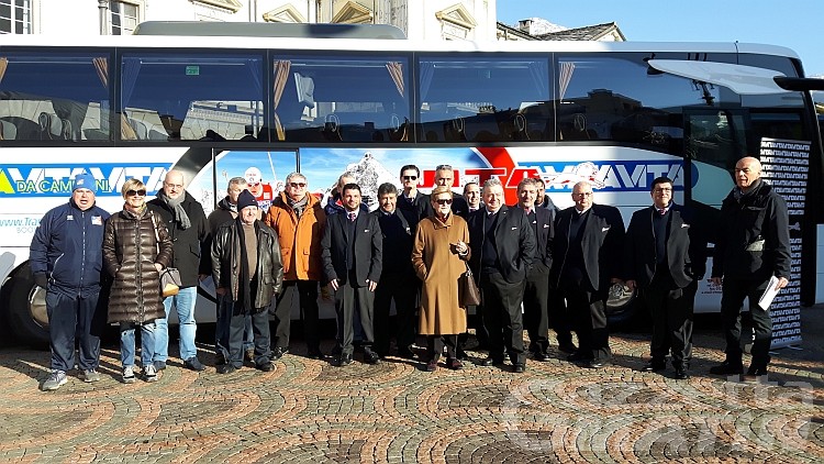 Trasporti: il gran galà della Vita in piazza Chanoux ad Aosta Trasporti: il gran galà della Vita in piazza Chanoux ad Aosta