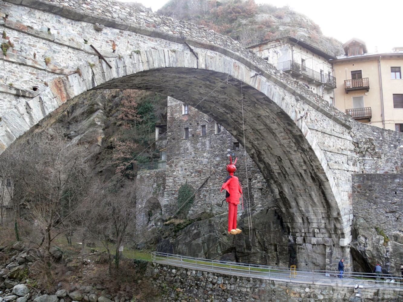 Pont-Saint-Martin: il carnevale prosegue regolarmente Pont-Saint-Martin: il carnevale prosegue regolarmente