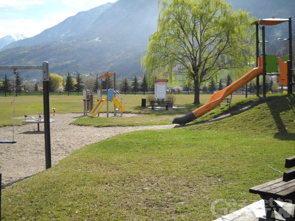 Riaprono giovedì 21 maggio aree verdi e parchi gioco dei comuni dell’Unité Mont-Emilius Riaprono giovedì 21 maggio aree verdi e parchi gioco dei comuni dell’Unité Mont-Emilius