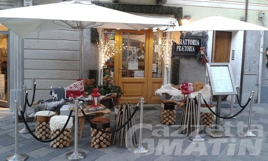 Fase 2, Valle d’Aosta: dal 18 maggio riaprono anche bar, ristoranti, estestiti e parrucchieri Fase 2, Valle d’Aosta: dal 18 maggio riaprono anche bar, ristoranti, estestiti e parrucchieri