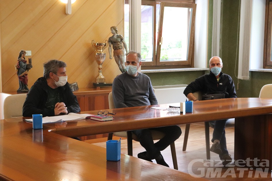 Oyace, evitato il commissariamento: Sandro Favre è il nuovo sindaco Oyace, evitato il commissariamento: Sandro Favre è il nuovo sindaco